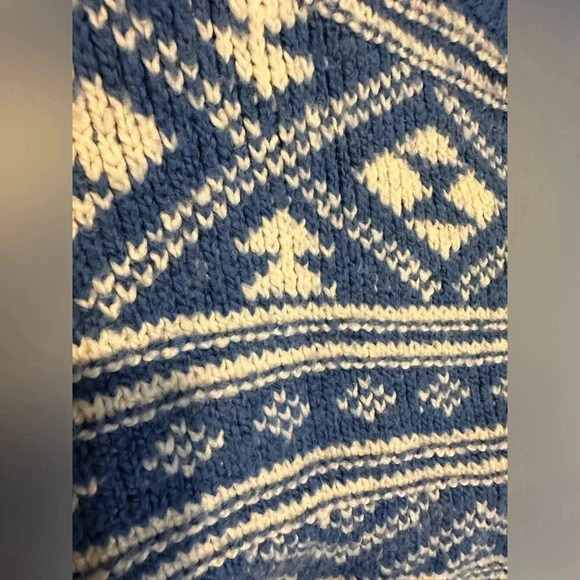 American Eagle Blue Stripe chevron Cropped Boxy Pullover Crewneck sweater NWT - Picture 5 of 5